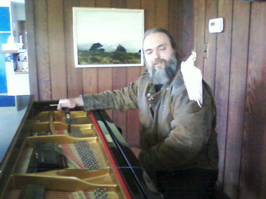 Gordon's Piano Shop - Tuning